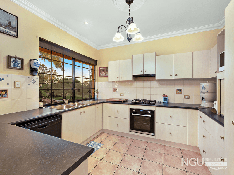 1A Griffith Road, Eastern Heights, QLD 4305