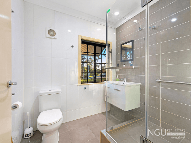 1A Griffith Road, Eastern Heights, QLD 4305