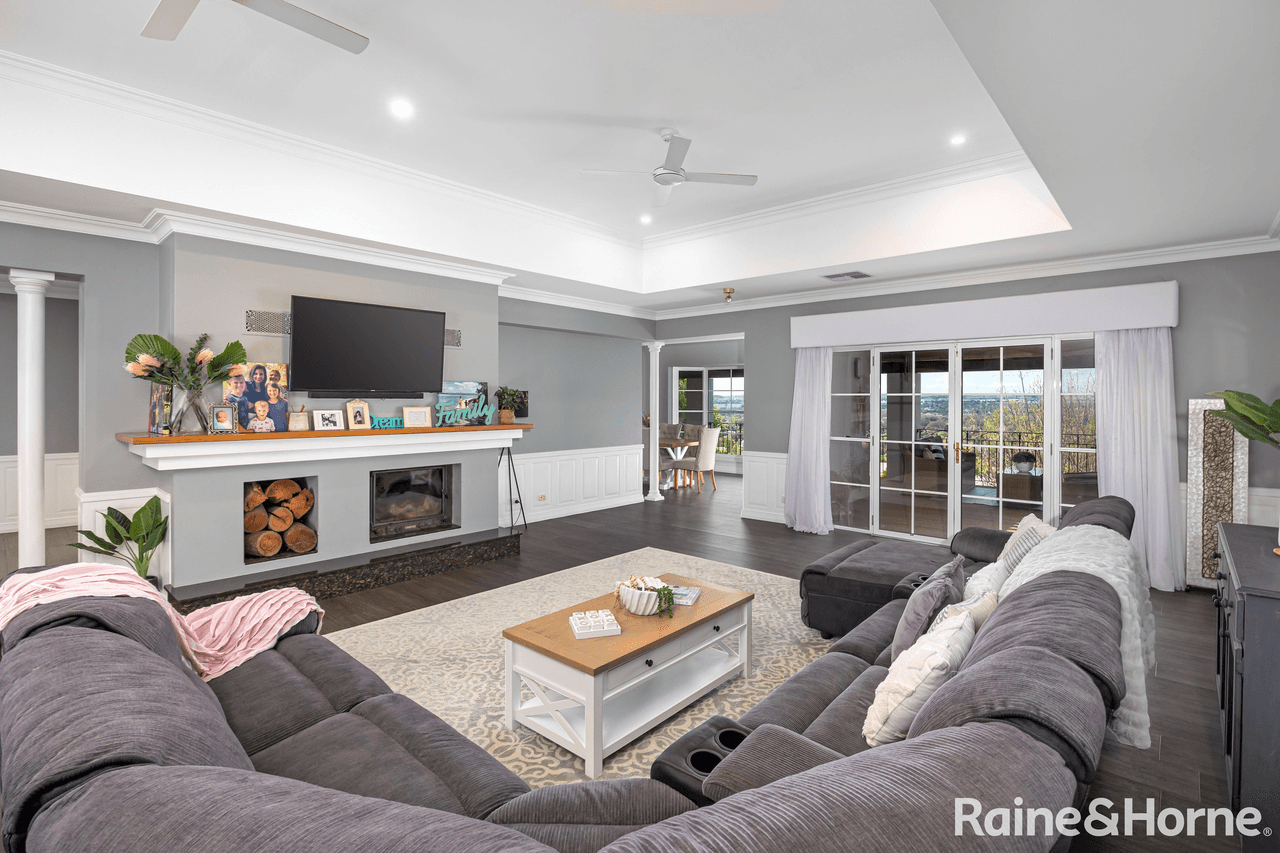 3 Gordon Close, KOORINGAL, NSW 2650