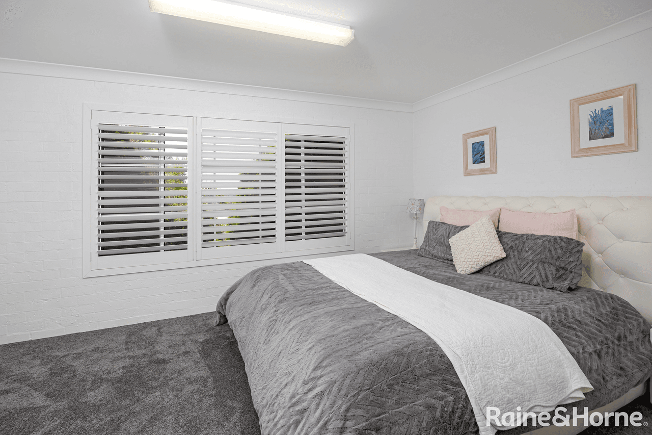 3 Gordon Close, KOORINGAL, NSW 2650