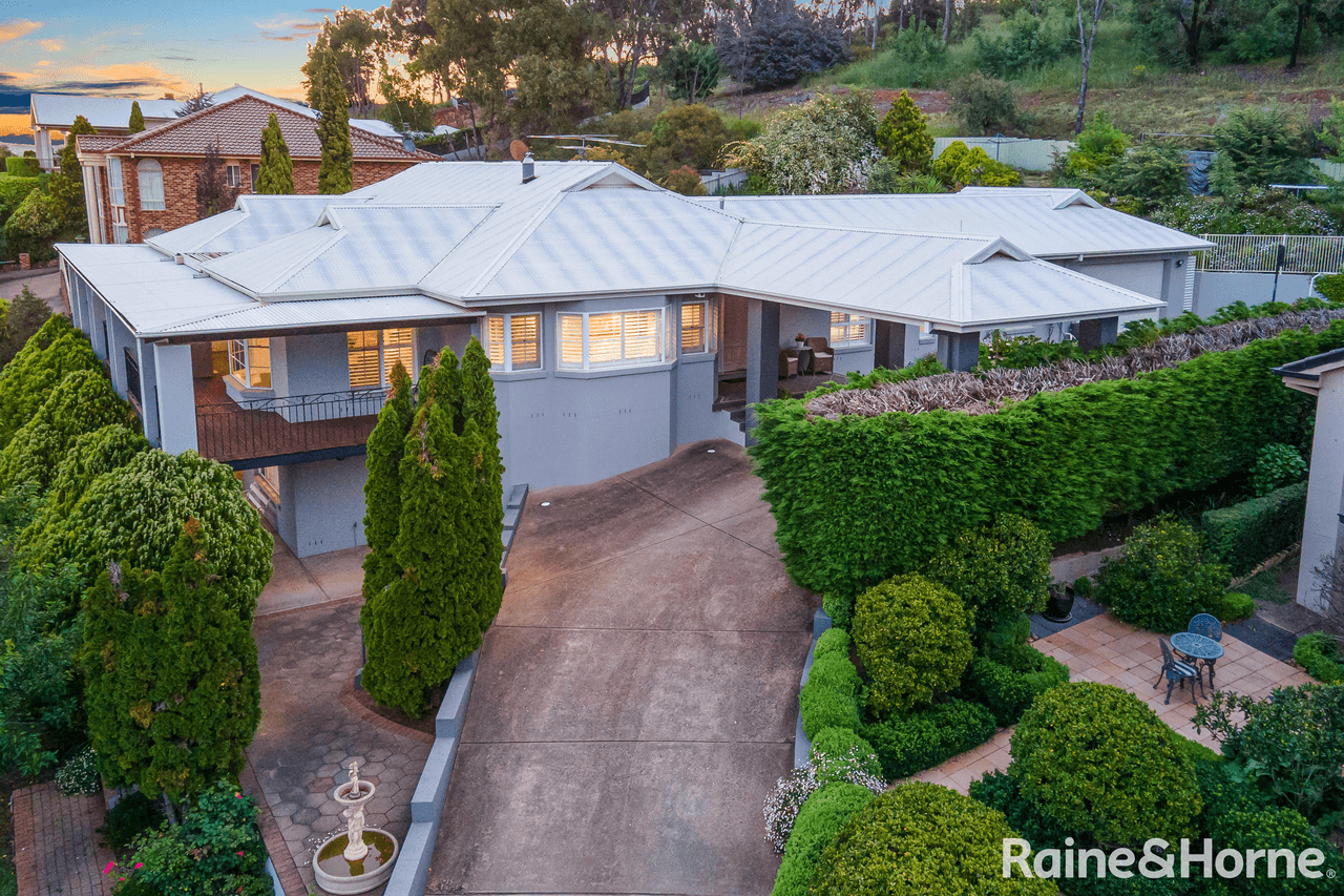 3 Gordon Close, KOORINGAL, NSW 2650