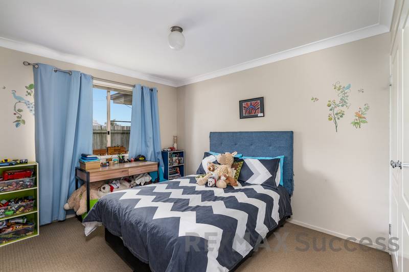 2 Walls Drive, KEARNEYS SPRING, QLD 4350