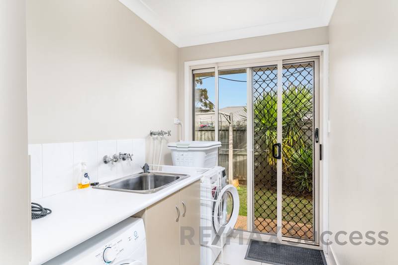 2 Walls Drive, KEARNEYS SPRING, QLD 4350