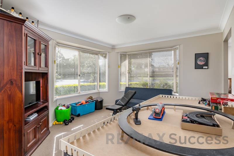 2 Walls Drive, KEARNEYS SPRING, QLD 4350