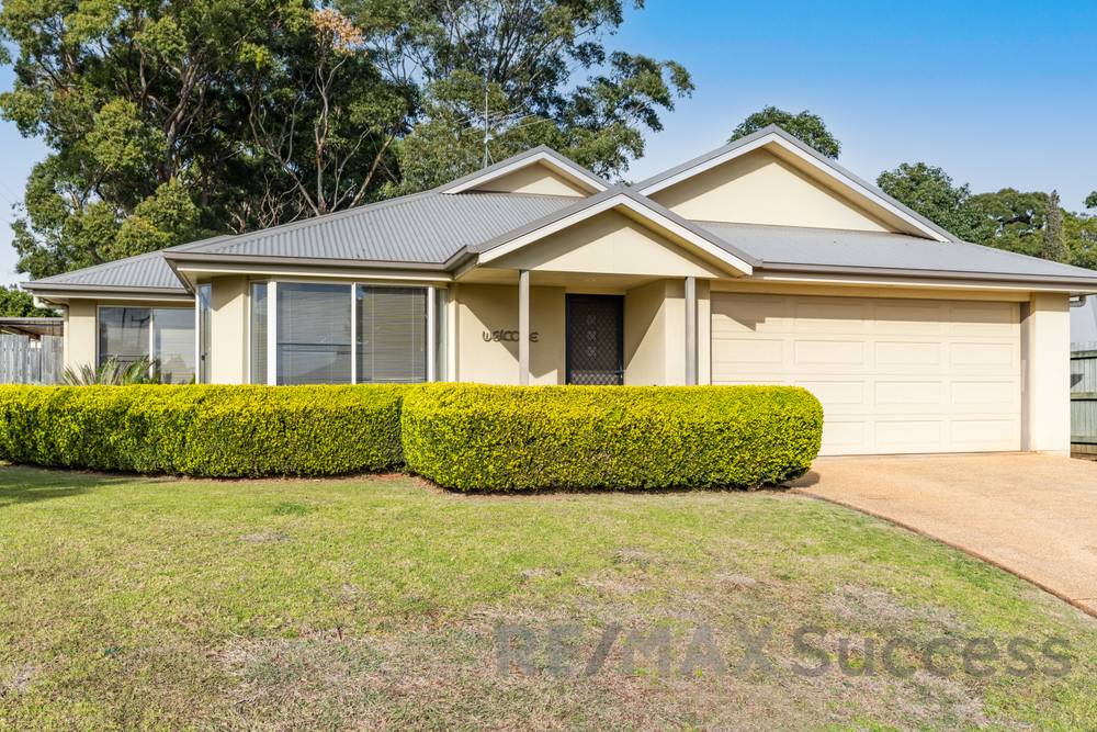 2 Walls Drive, KEARNEYS SPRING, QLD 4350