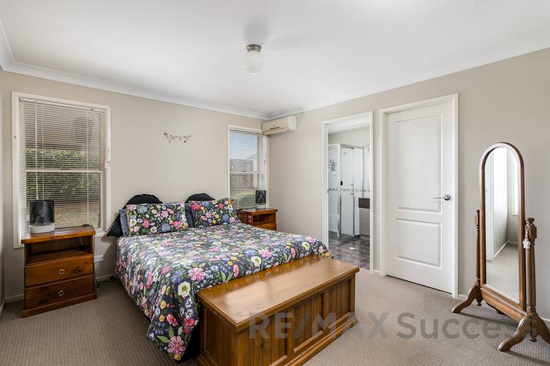 2 Walls Drive, KEARNEYS SPRING, QLD 4350