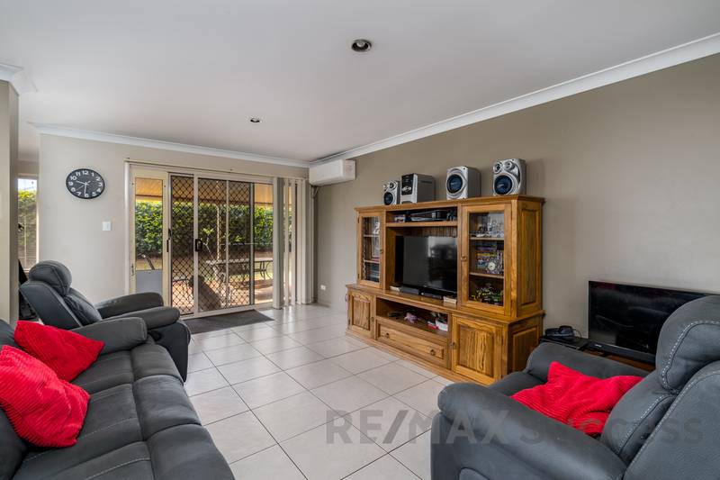2 Walls Drive, KEARNEYS SPRING, QLD 4350