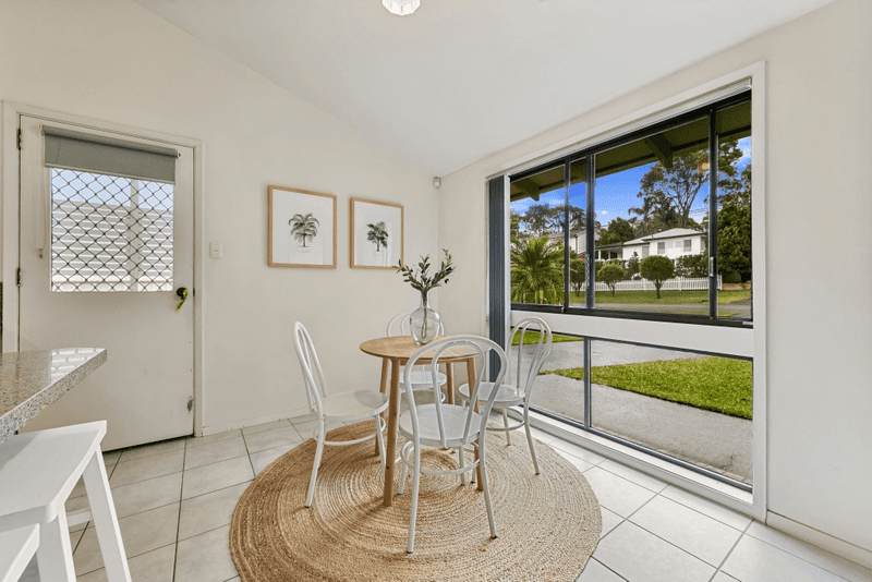 136 Blue Bell Drive, WAMBERAL, NSW 2260