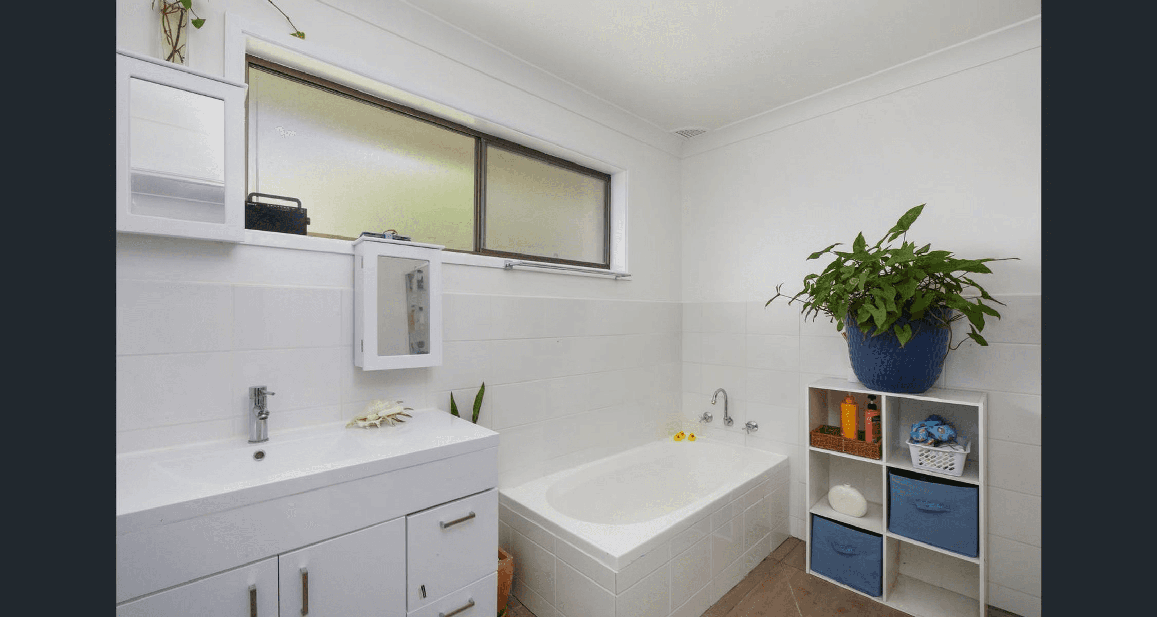 40 Melaleuca Crescent, Tascott, NSW 2250