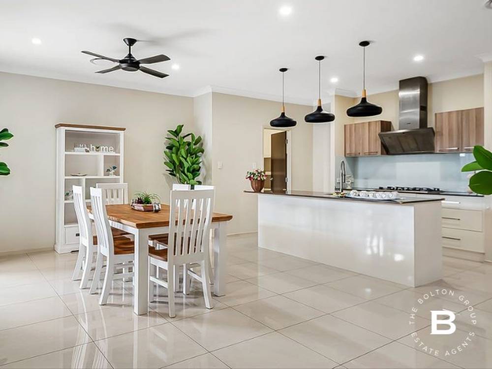 7 Kangaroo Crescent, Springfield Lakes, QLD 4300