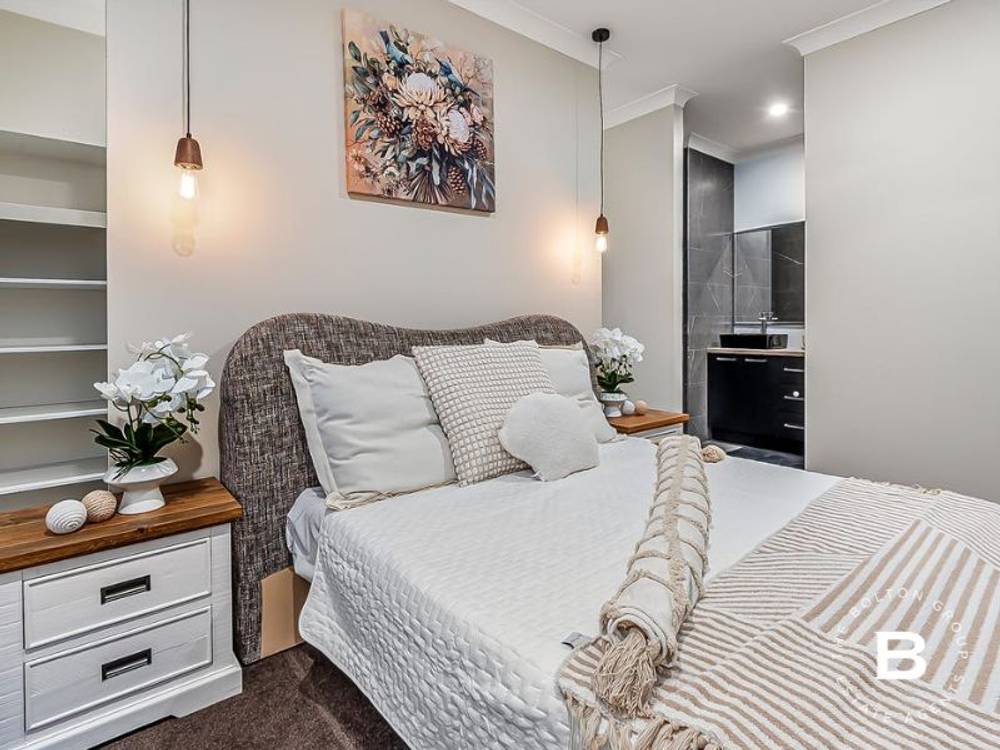 7 Kangaroo Crescent, Springfield Lakes, QLD 4300