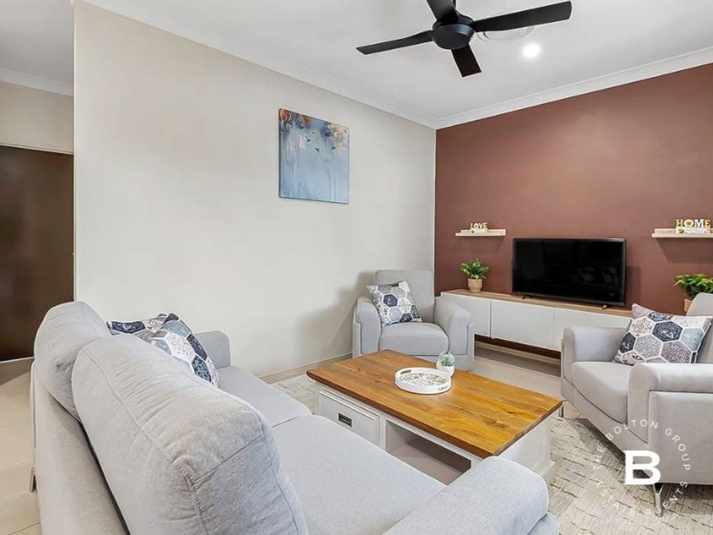 7 Kangaroo Crescent, Springfield Lakes, QLD 4300