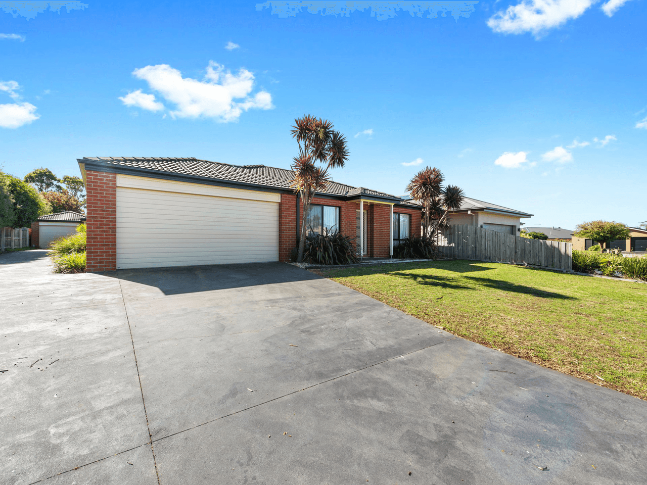 Unit 1/9 Selwyn Court, EASTWOOD, VIC 3875