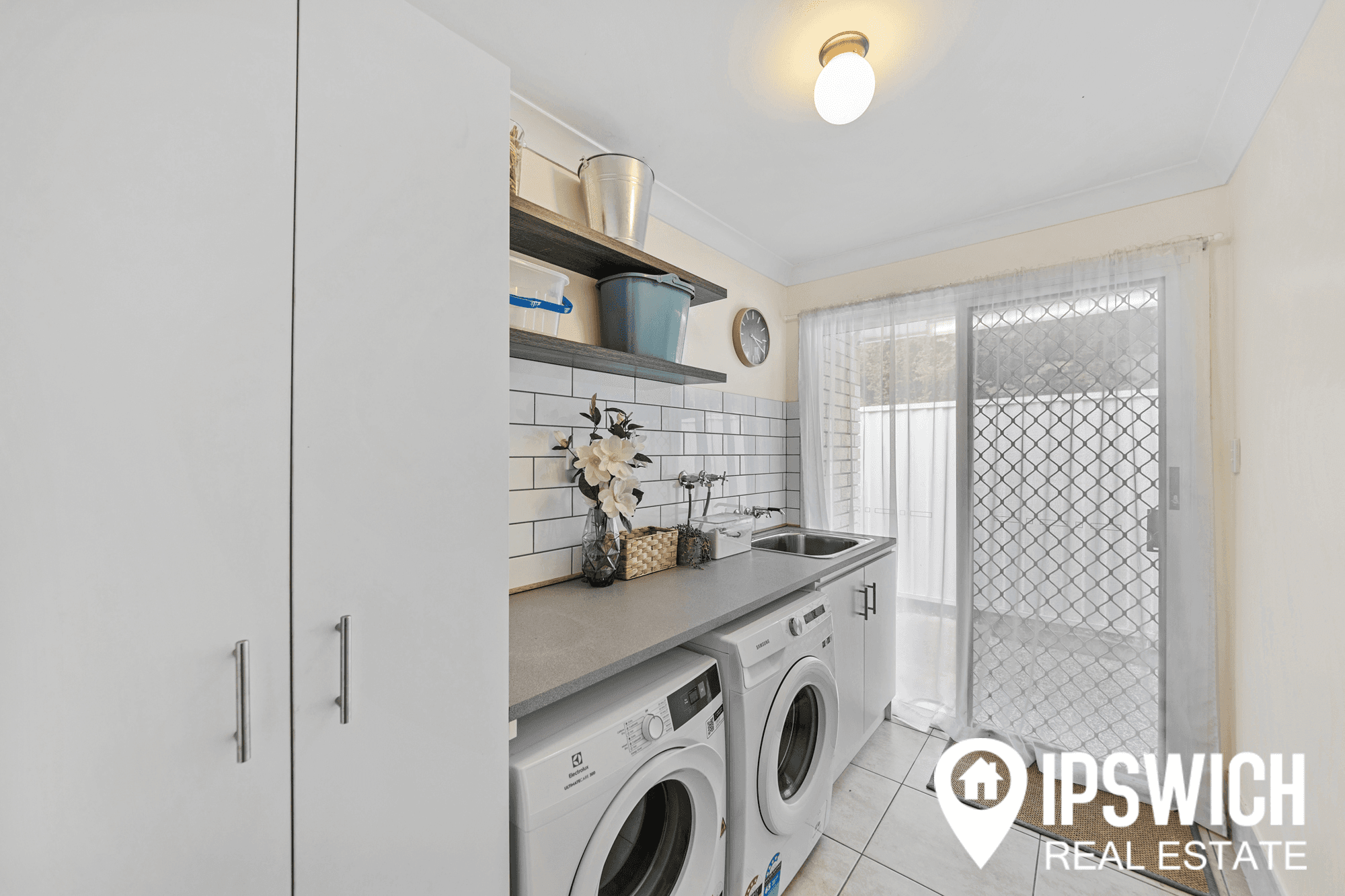 11 DAWSON COURT, COLLINGWOOD PARK, QLD 4301