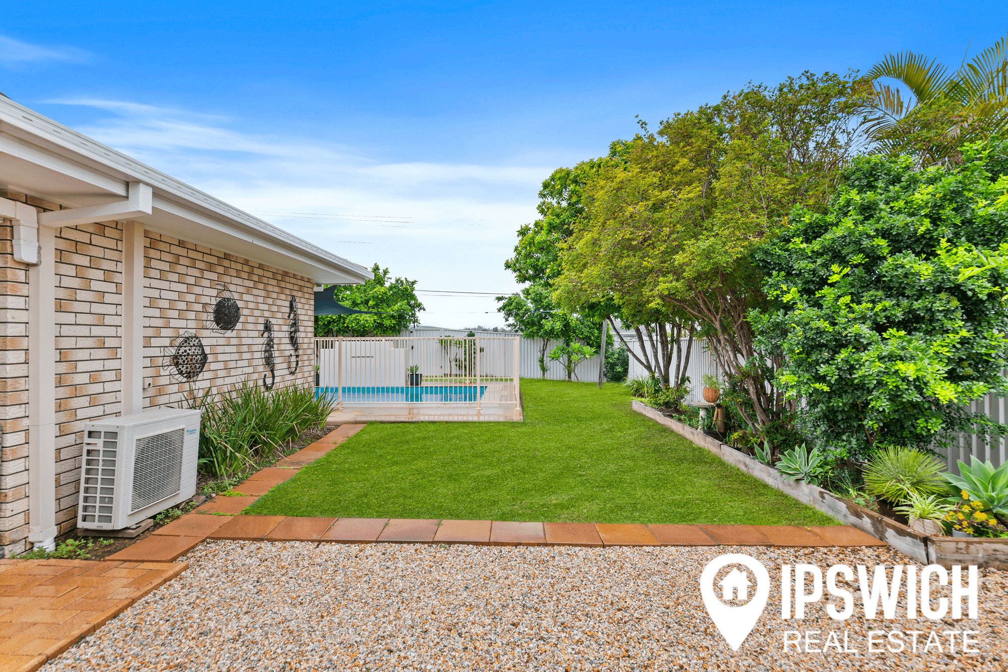 11 DAWSON COURT, COLLINGWOOD PARK, QLD 4301