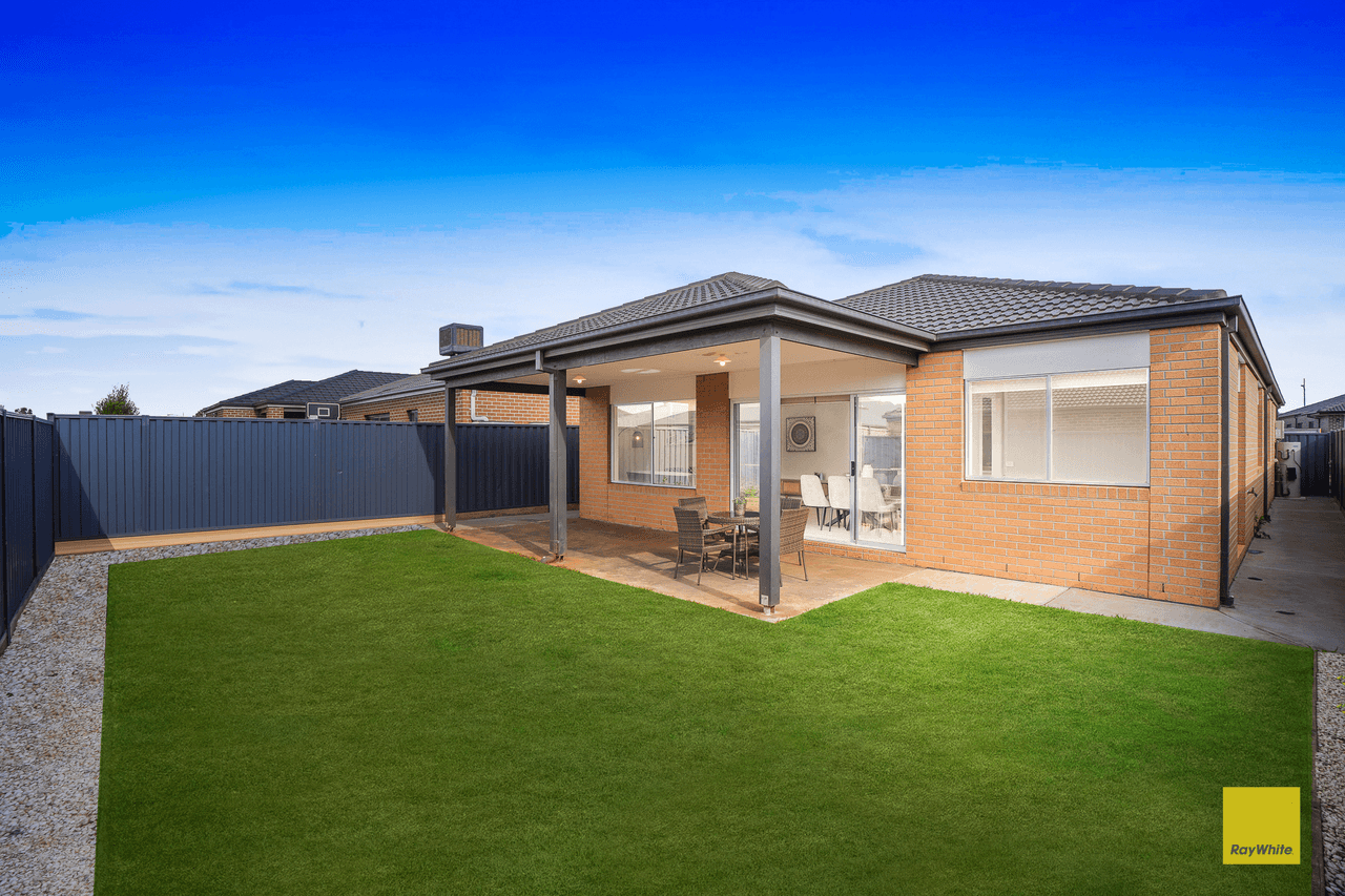 16 lovicks rd, WEIR VIEWS, VIC 3338