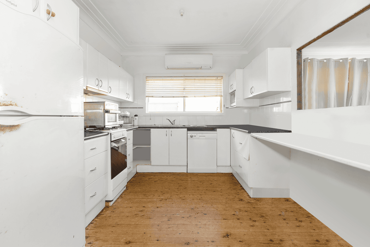 81 Newcastle Street, MORISSET, NSW 2264