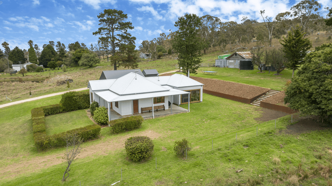 624 Dangarsleigh Road, ARMIDALE, NSW 2350