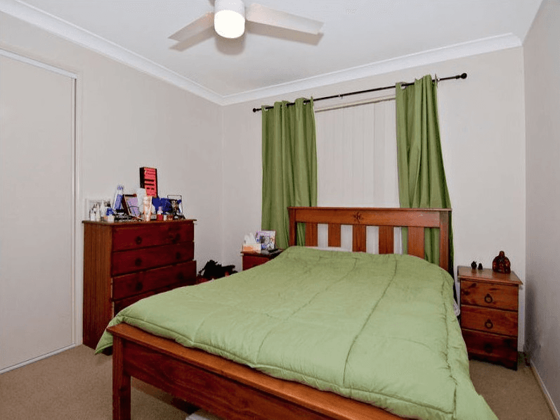 11 Barber Court, WATERFORD, QLD 4133