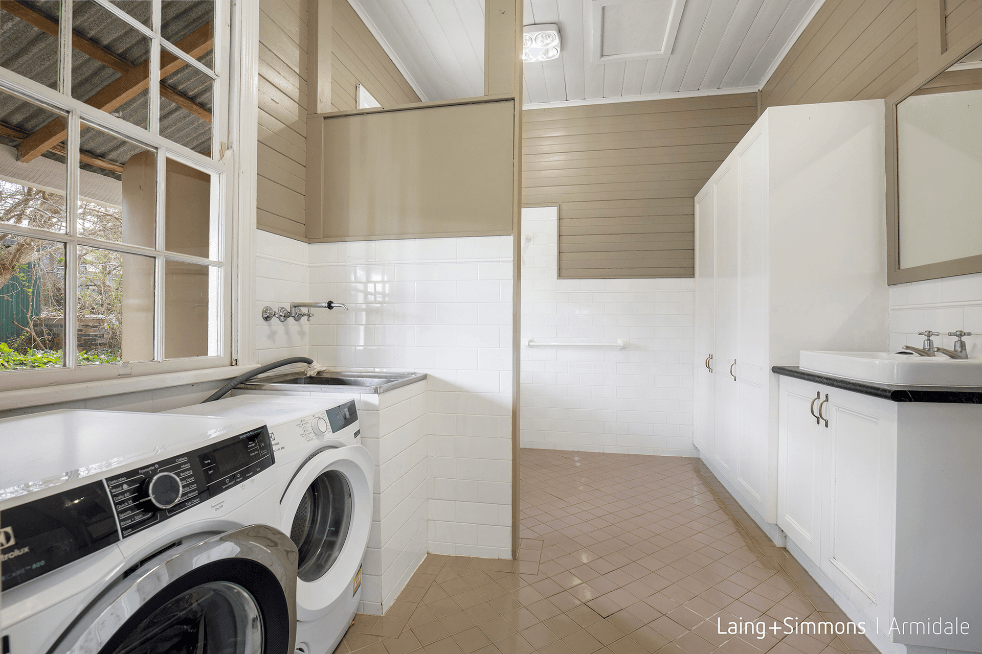 11 East Street, Uralla, NSW 2358