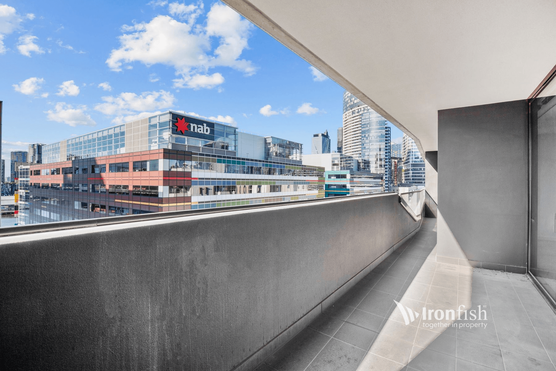 902/815 Bourke Street, Docklands, VIC 3008