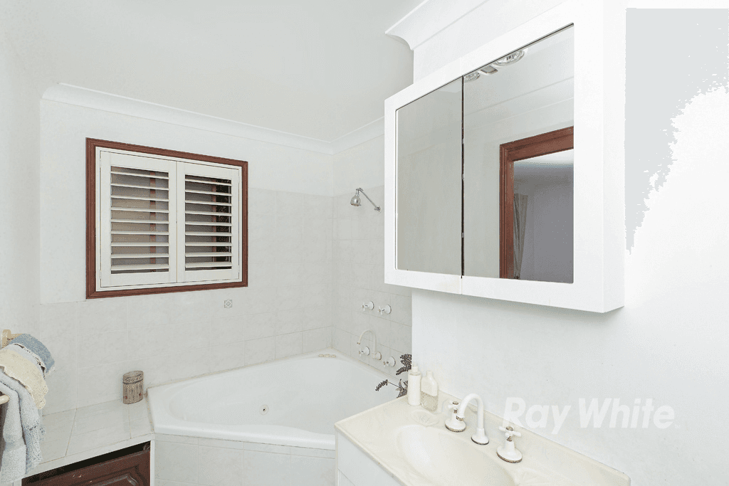 72 Enterprise Way, WOODRISING, NSW 2284