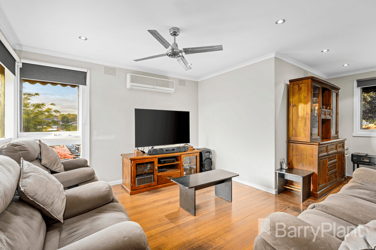 34 Kurrajong Crescent, Watsonia North, VIC 3087