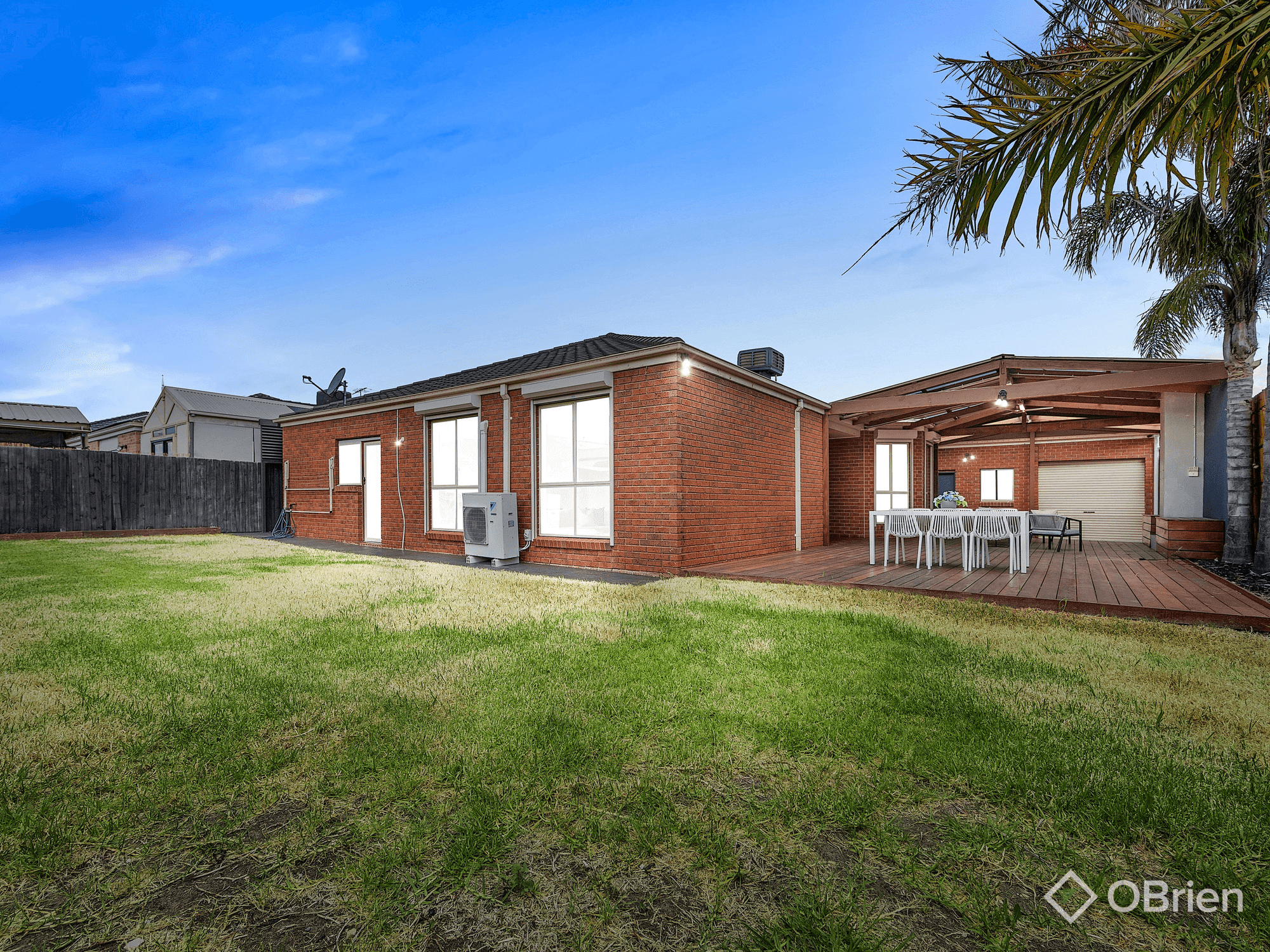 34 Johnston Way, Taylors Hill, VIC 3037