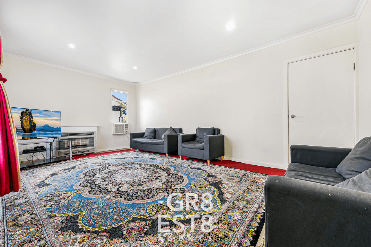 36 POWER Road, DOVETON, VIC 3177