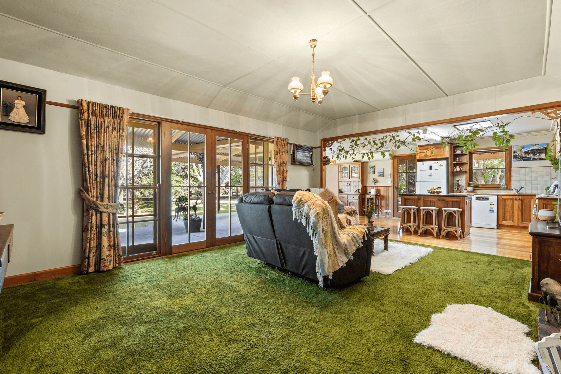 19 Bassed Road, Garfield North, VIC 3814
