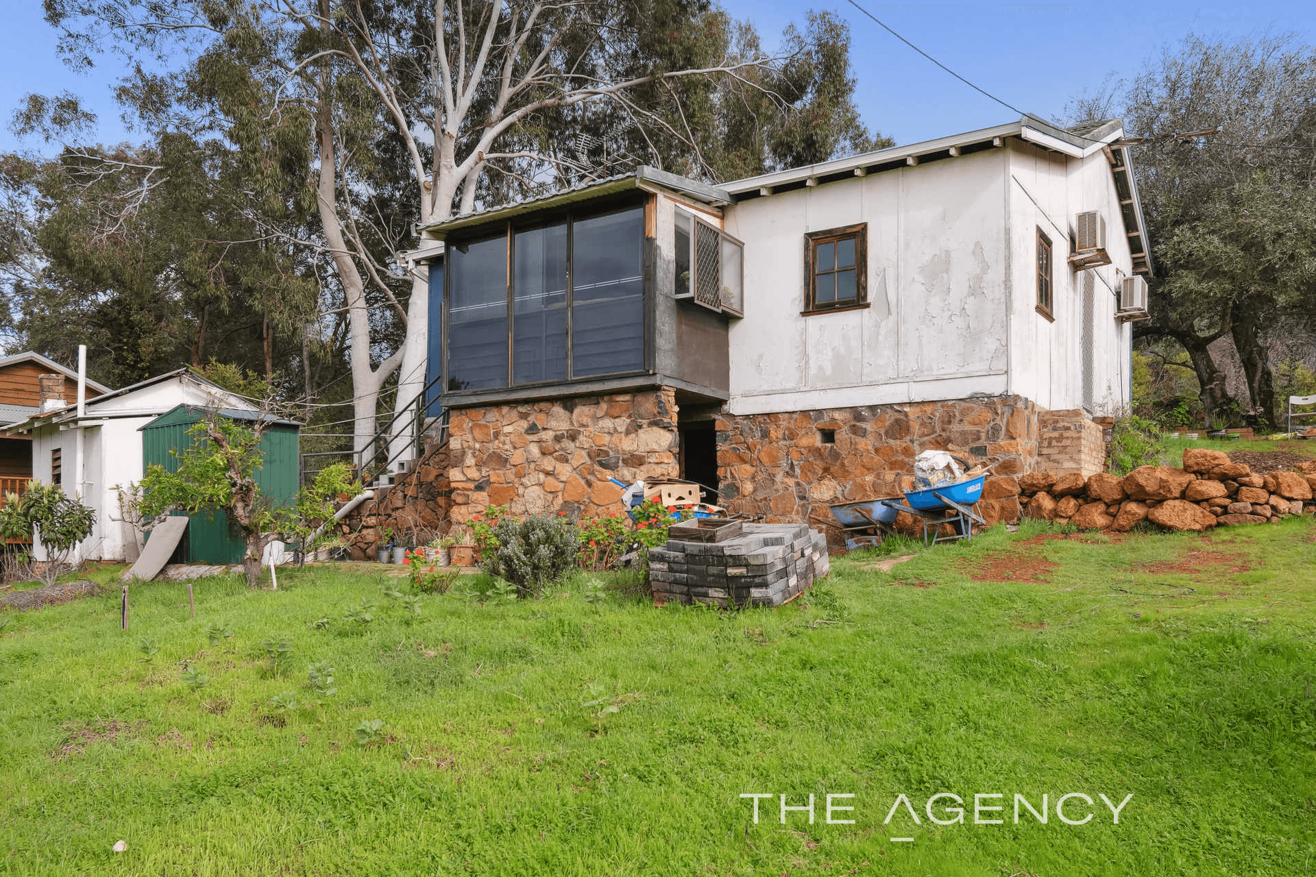 636 Brookton Highway, Roleystone, WA 6111