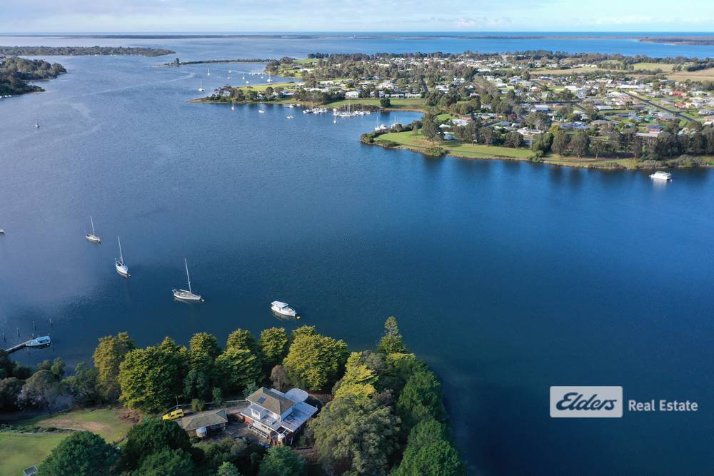 4 Backwater Court, Paynesville, VIC 3880