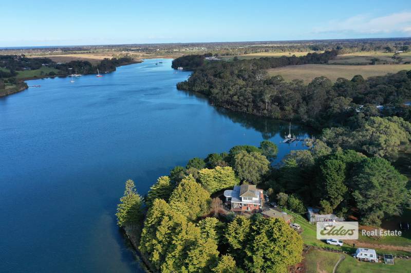 4 Backwater Court, Paynesville, VIC 3880