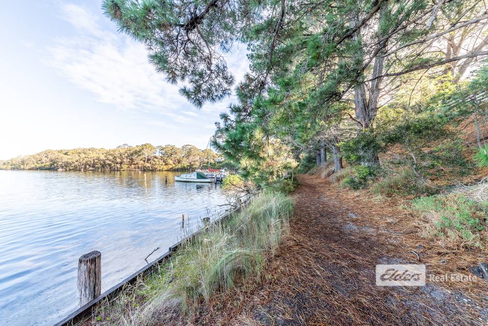 4 Backwater Court, Paynesville, VIC 3880