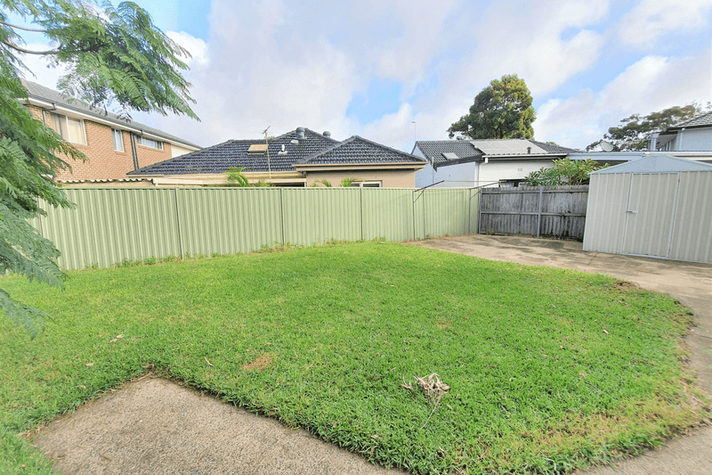 27 Monash Gardens, Pagewood, NSW 2035