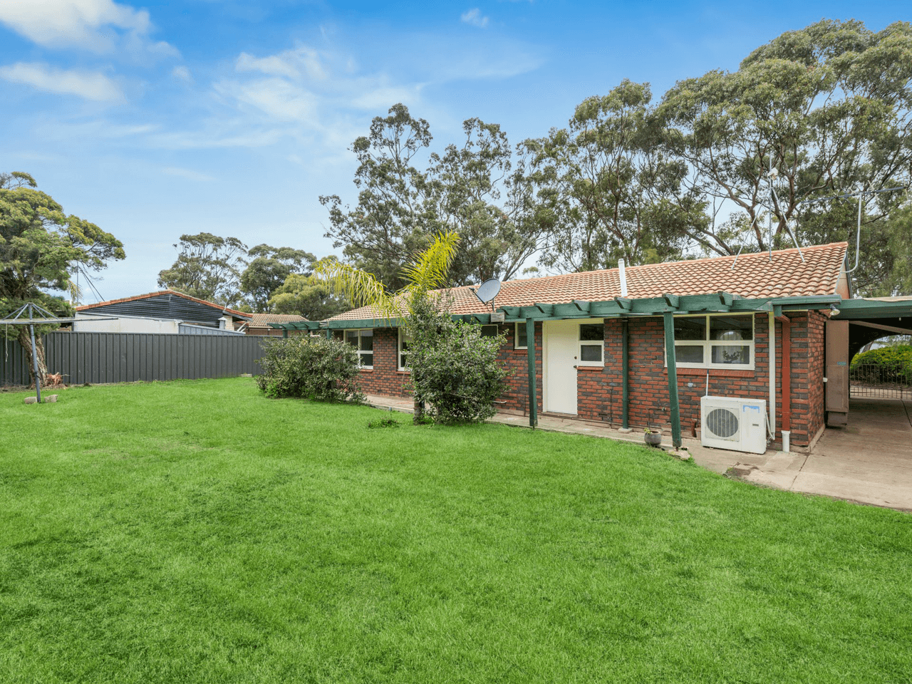 123 Black Road, FLAGSTAFF HILL, SA 5159