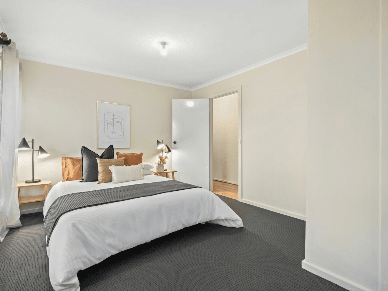 123 Black Road, FLAGSTAFF HILL, SA 5159