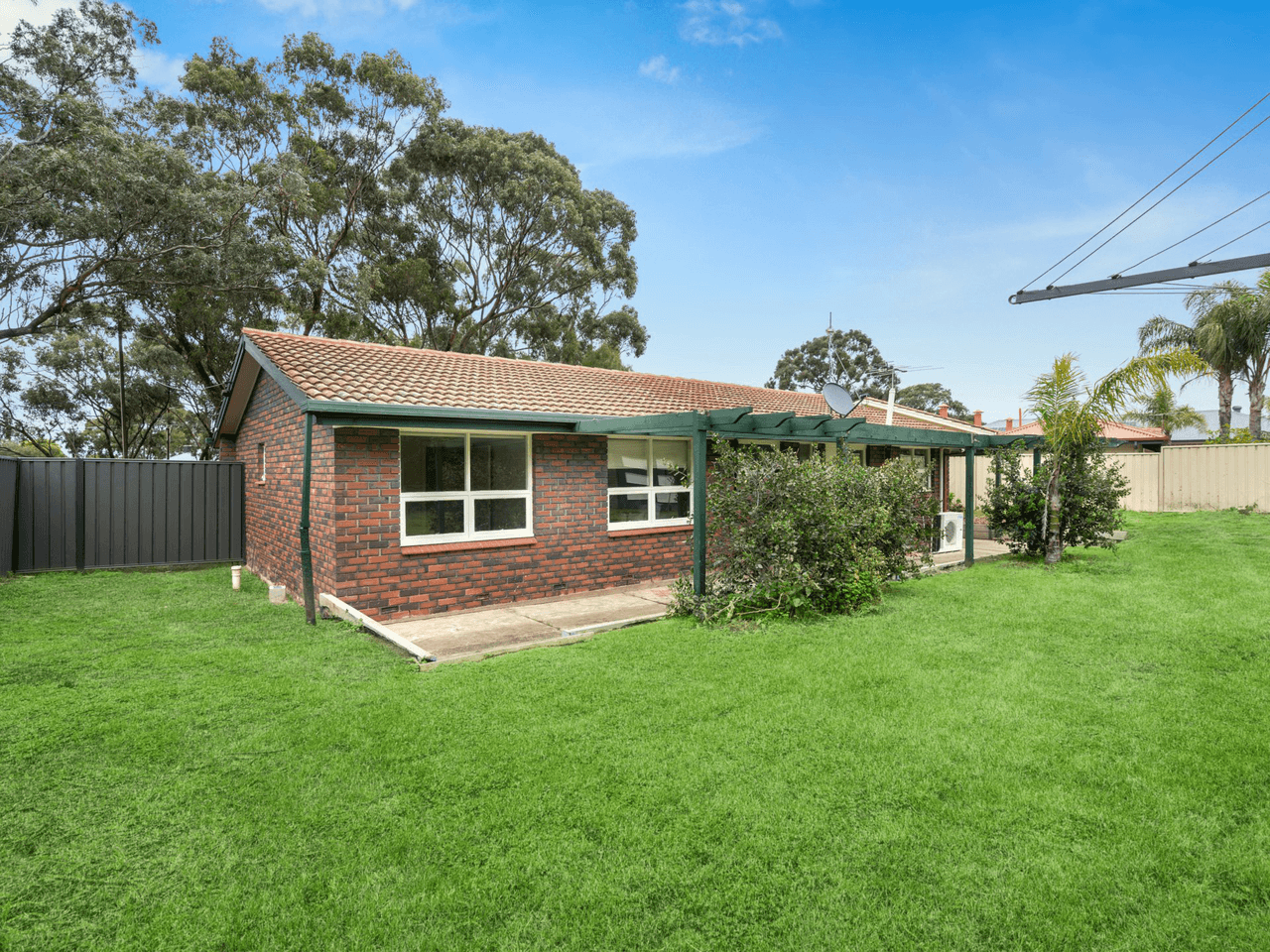 123 Black Road, FLAGSTAFF HILL, SA 5159