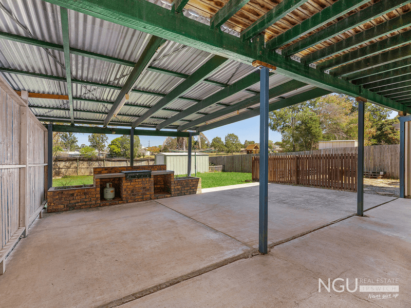 6 Madden Street, Silkstone, QLD 4304