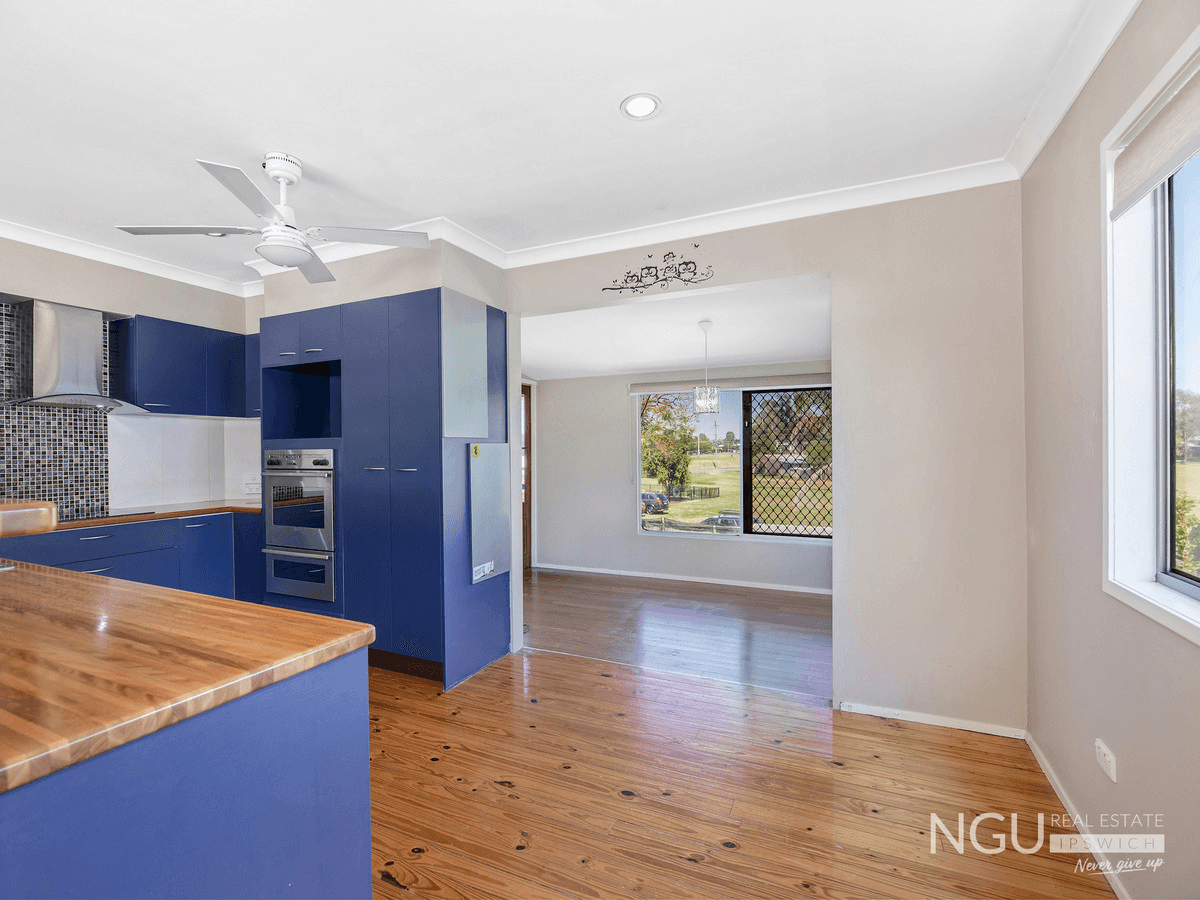 6 Madden Street, Silkstone, QLD 4304