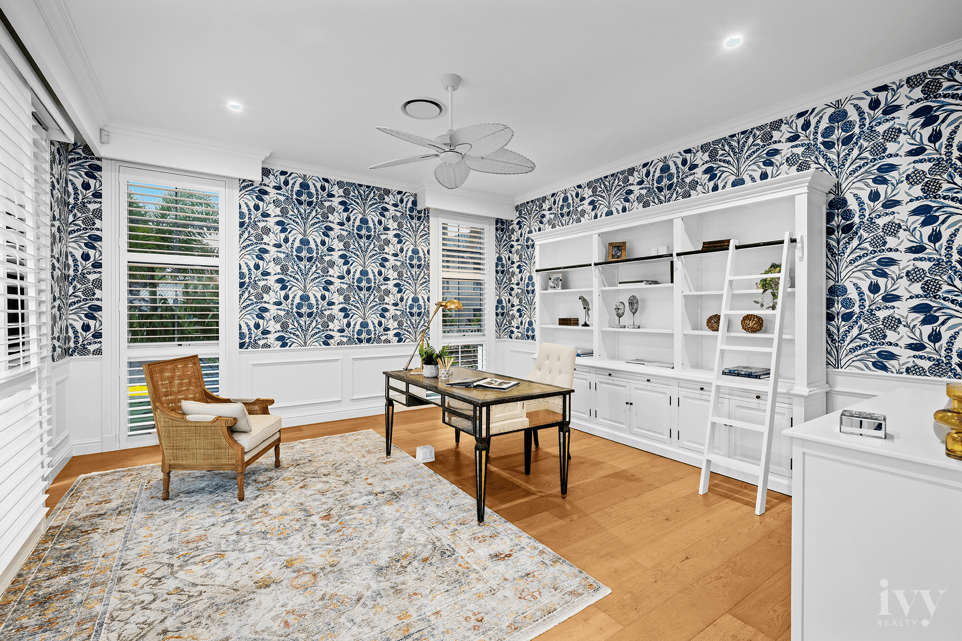 1 Royal Mews, Sovereign Islands, QLD 4216