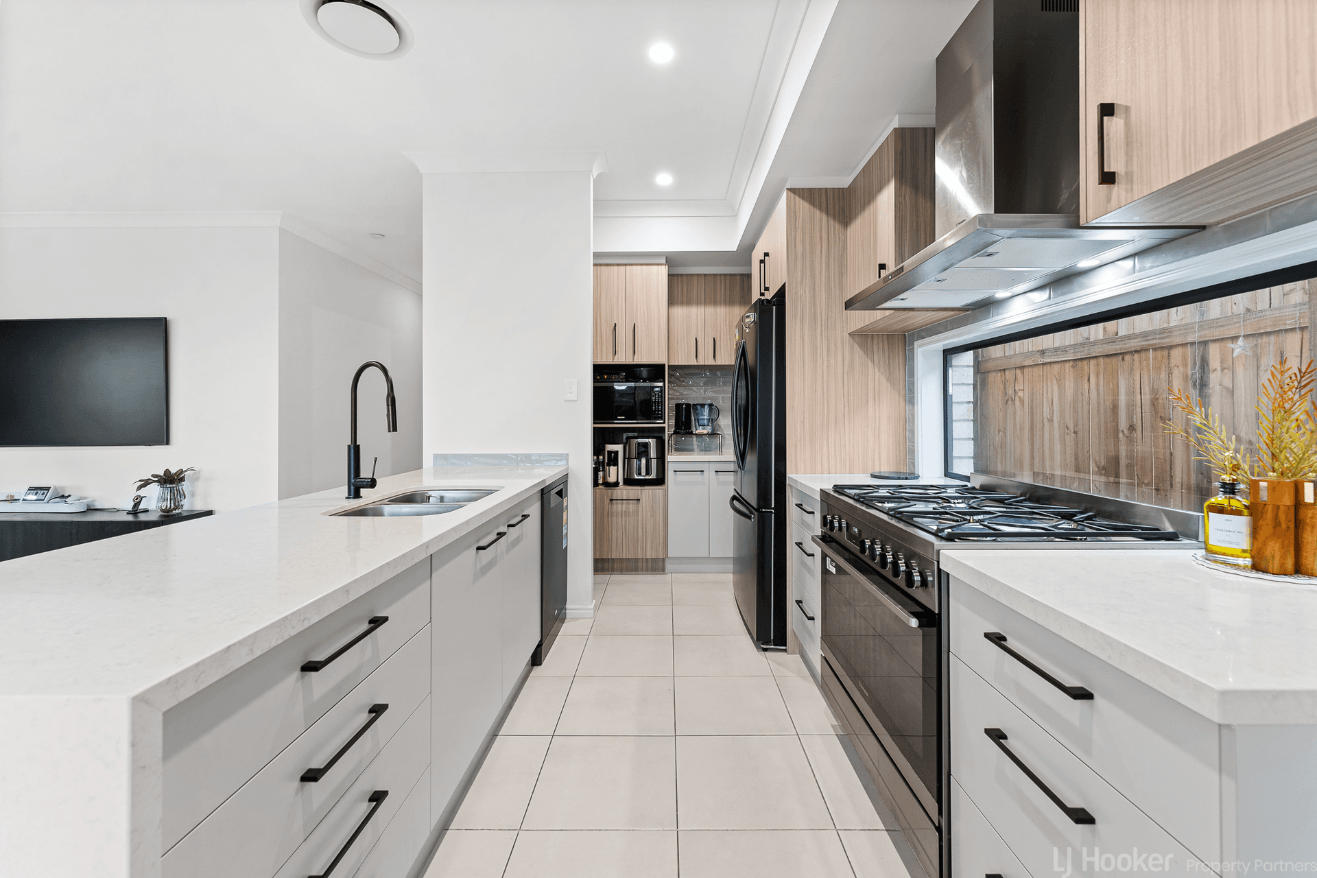 1 Laxton Road, Pallara, QLD 4110