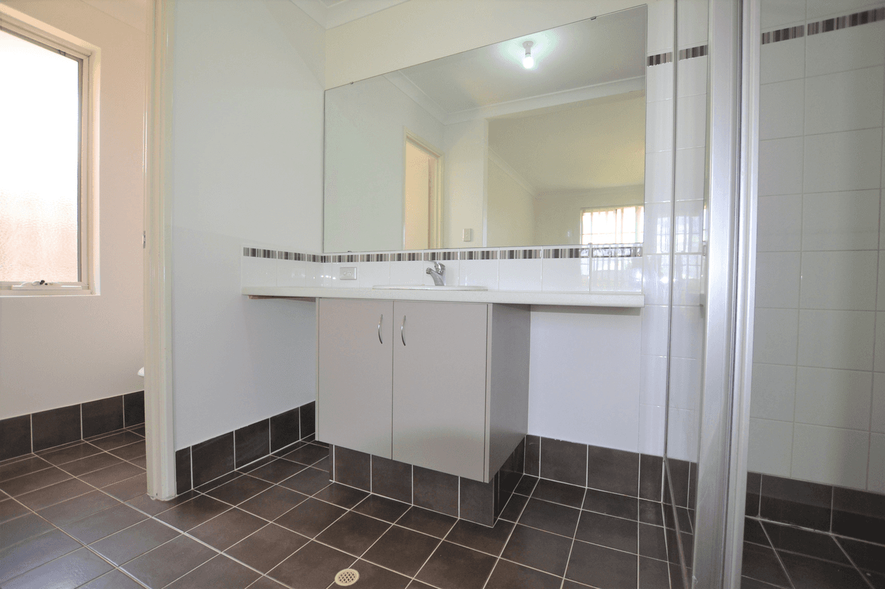 11 Evesham Drive, ELLENBROOK, WA 6069