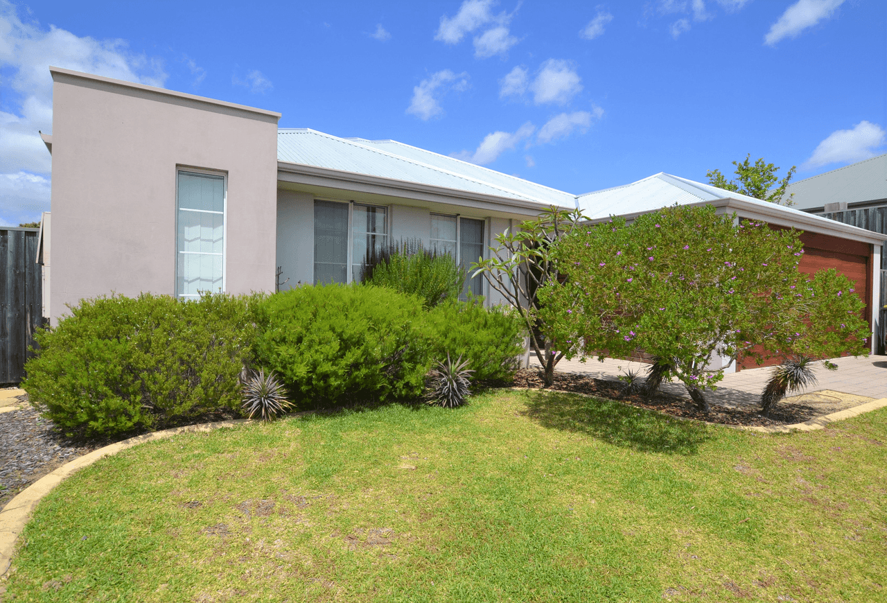 11 Evesham Drive, ELLENBROOK, WA 6069