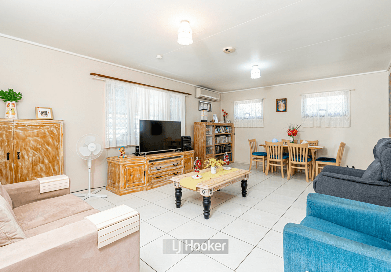 15 Avoca Street, WOODRIDGE, QLD 4114