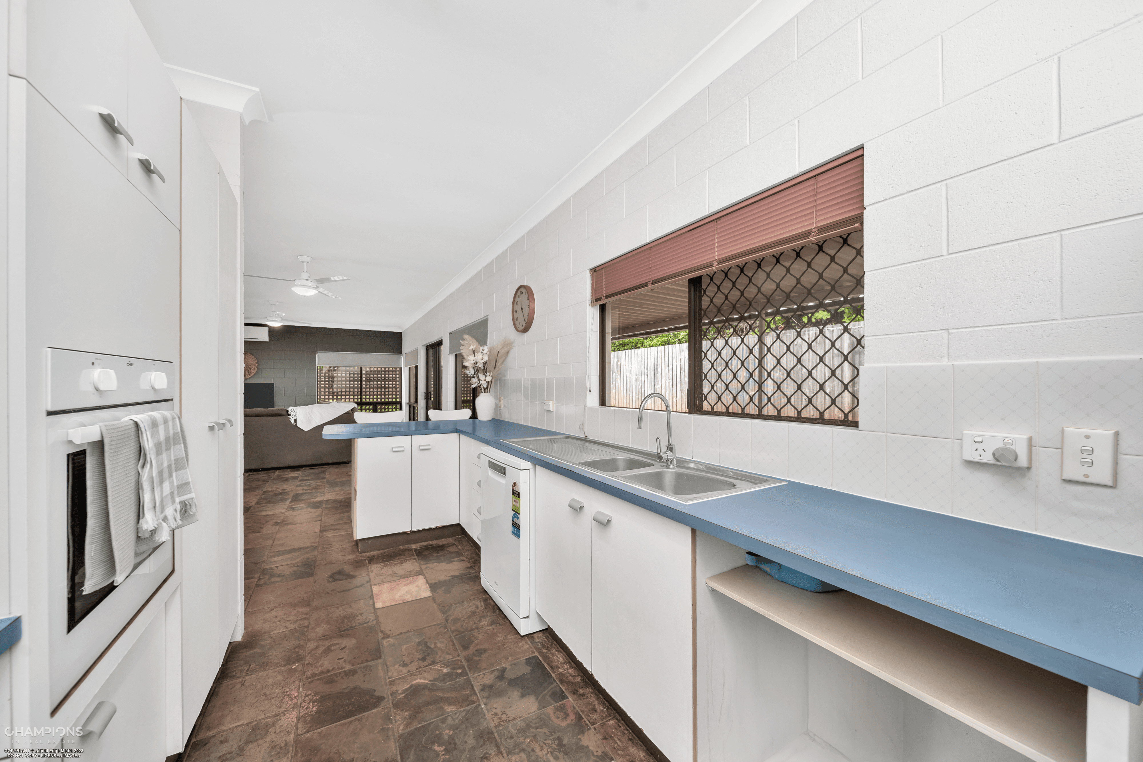 11 Ethel Close, REDLYNCH, QLD 4870