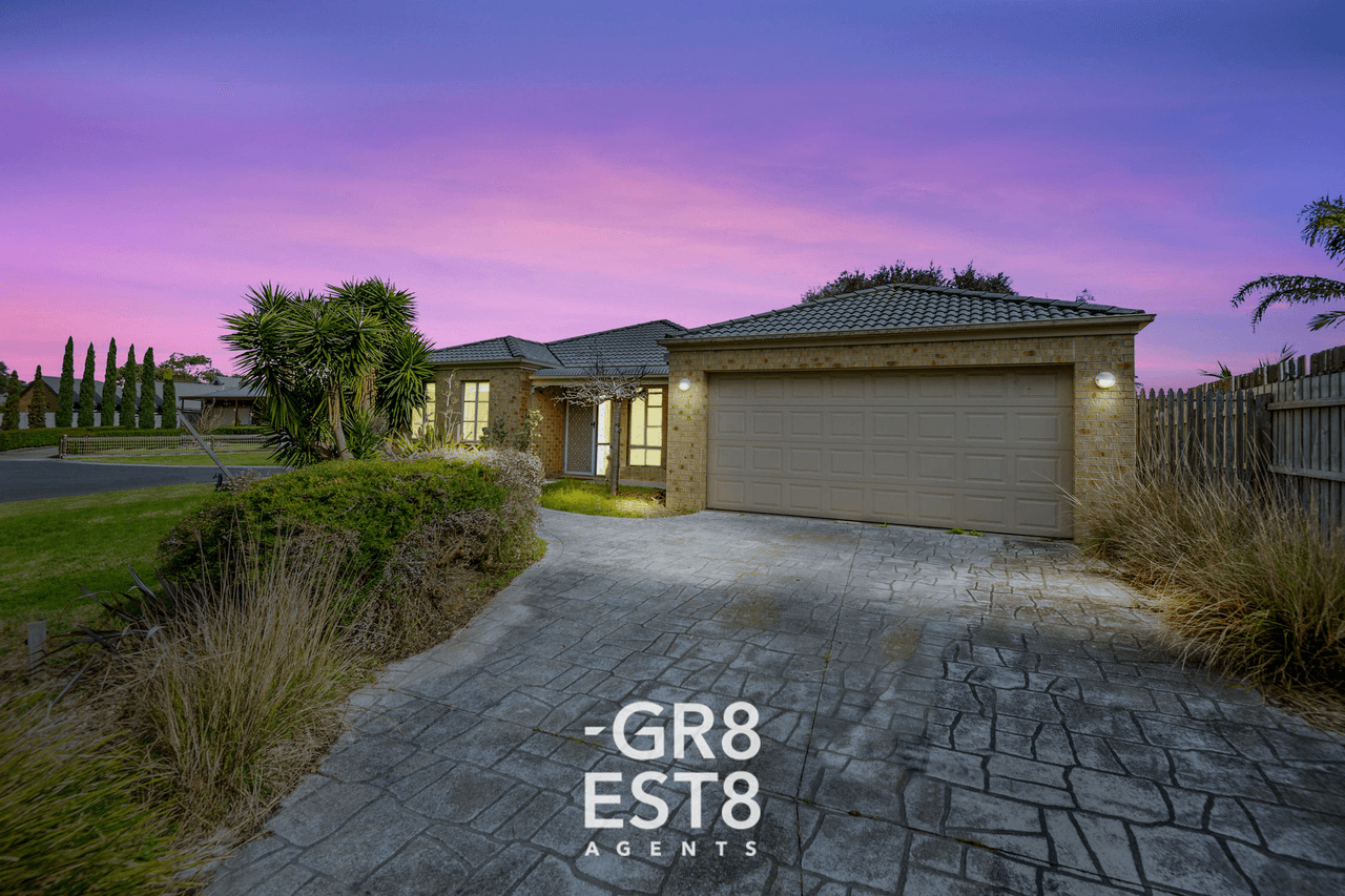 12 Saunton Drive, CRANBOURNE, VIC 3977