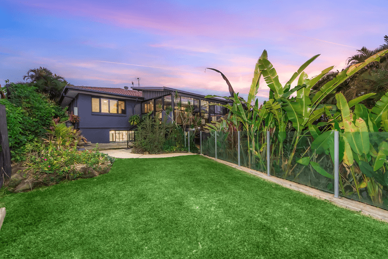 8 Petherbridge Avenue, MERRIMAC, QLD 4226