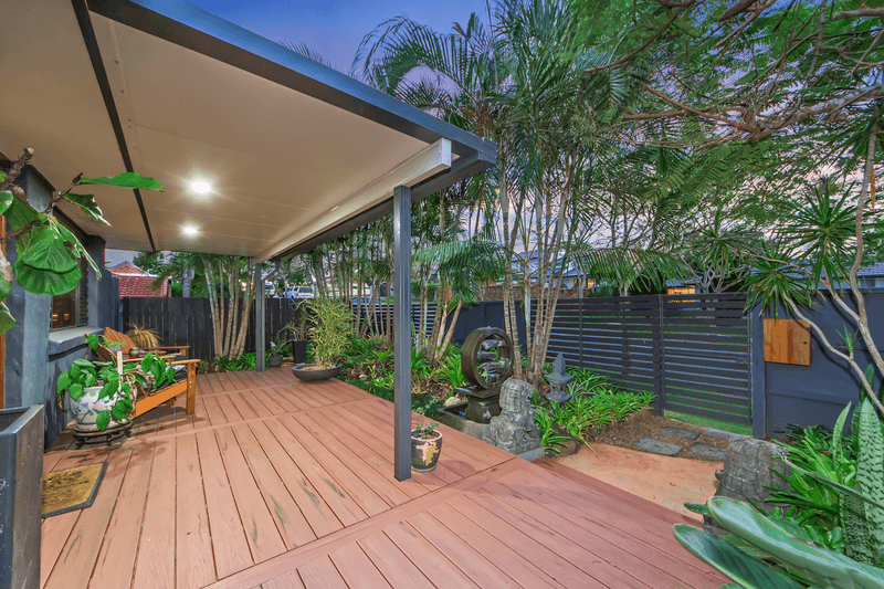 8 Petherbridge Avenue, MERRIMAC, QLD 4226