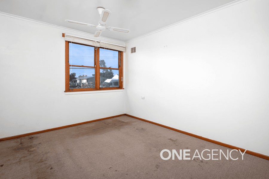 36 SEPIK ROAD, ASHMONT, NSW 2650